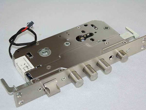 雄县24小时上门开锁公司