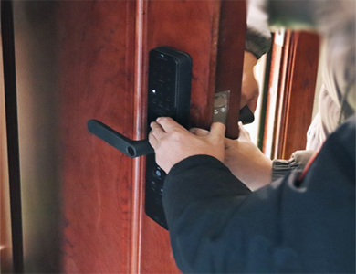 雄县24小时上门开锁公司